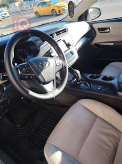 تويوتا أفالون